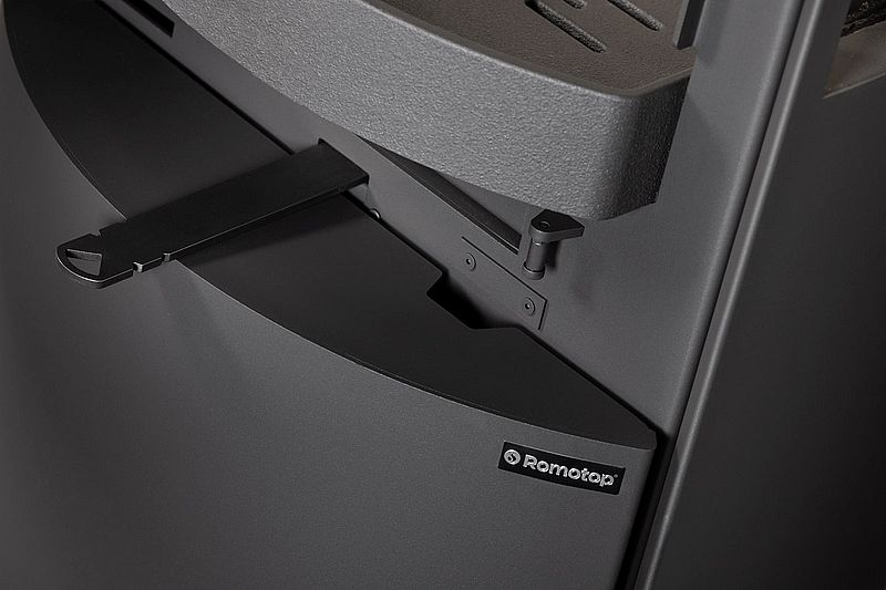 Romotop Parla 3S ceramika  Piecyk wolnostojący marki Romotop model Parla 3S ceramika detal